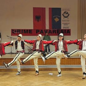 Kapfenberg: Kënga dhe vallja shqipe jehon për nder të Pavarësisë së Kosovës
