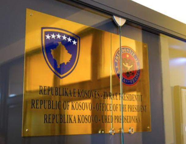 Kosova në prag të krizës së re politike