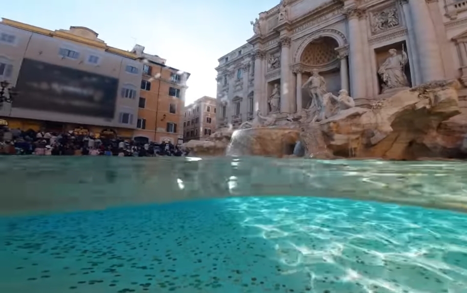 Vizita e shatërvanit Trevi në Romë tani me pagesë