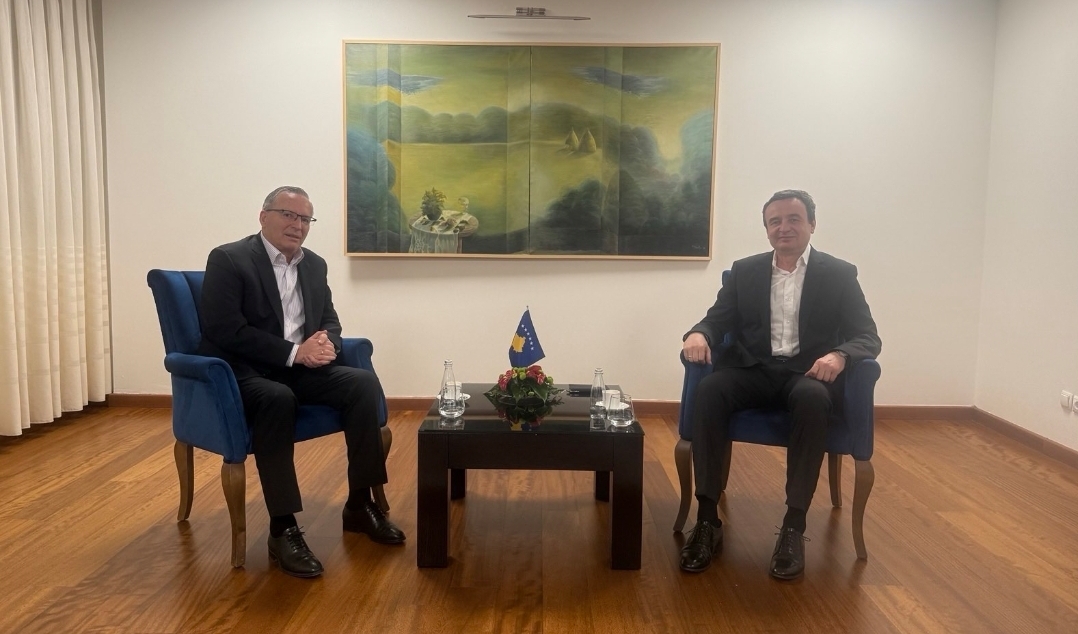 Kurti nis takimet me opozitën për zgjedhjen e Presidentit  pret Bedri Hamzën