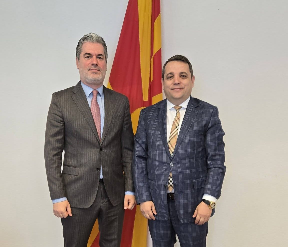Zvicër  Ambasadori i Maqedonisë së Veriut priti në takim ambasadorin e ri të Shqipërisë