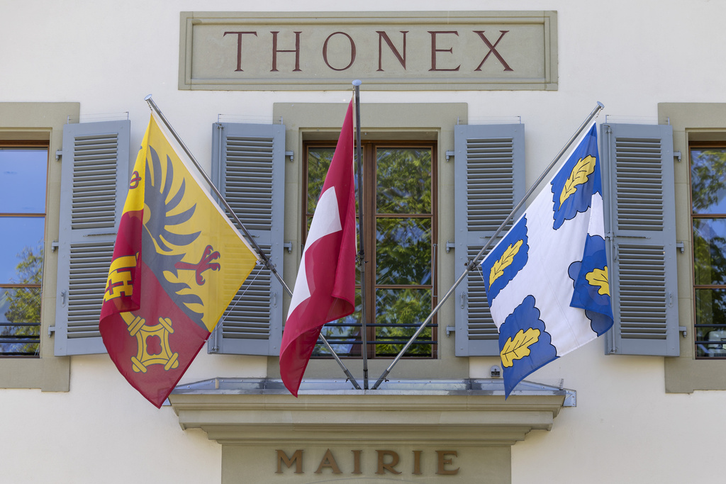 Thonex  Punonjësi me origjinë shqiptare denoncon racizëm në polici