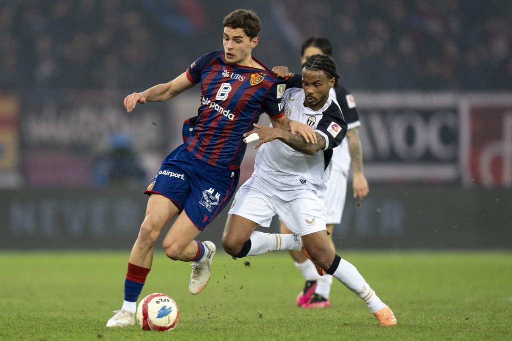 Dion Kacurri  i pakënaqur në Basel kërkon largimin