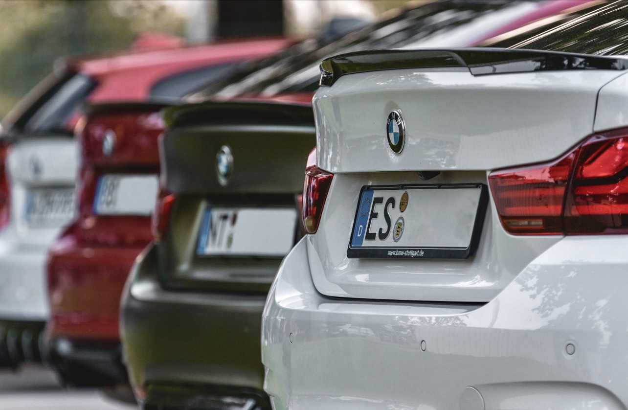 Dy shtetas nga Kosovë arrestohen në kufi me veturë të vjedhur në Gjermani dhe armë zjarri