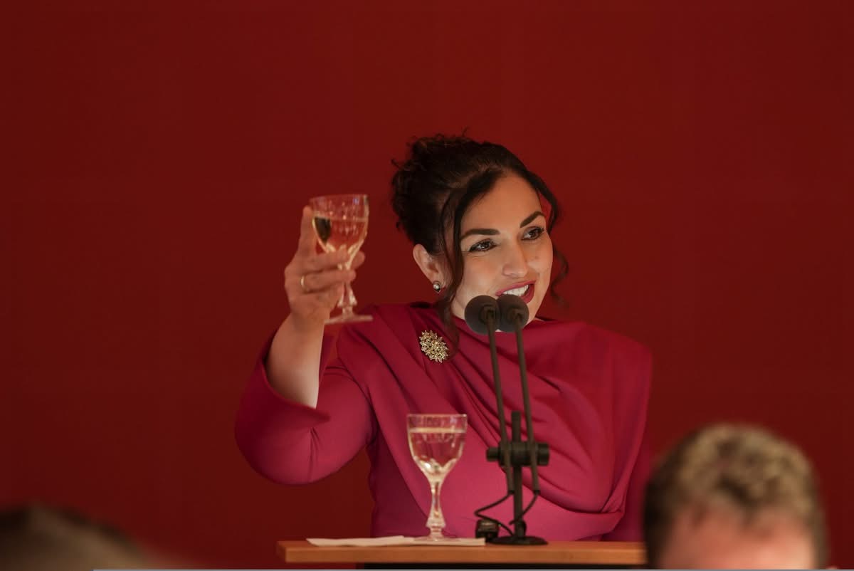 Presidentja Osmani uron qytetarët për Fitër Bajramin  Le të na bashkojë solidariteti dhe mirëkuptimi