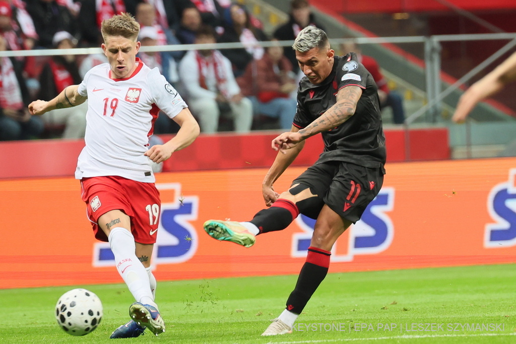 Shqipëria shënon gol dhe shkon në pushim me avantazh ndaj Polonisë