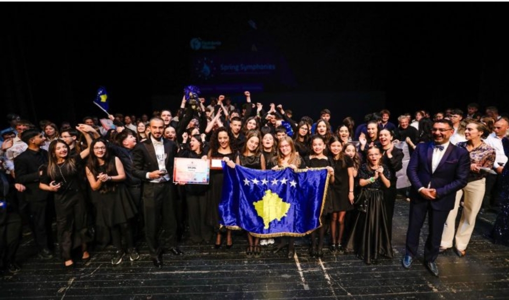 Orkestra nga Kosova  Amadeus  shkëlqen në Spanjë  fiton çmimin kryesor  Grand Prix 