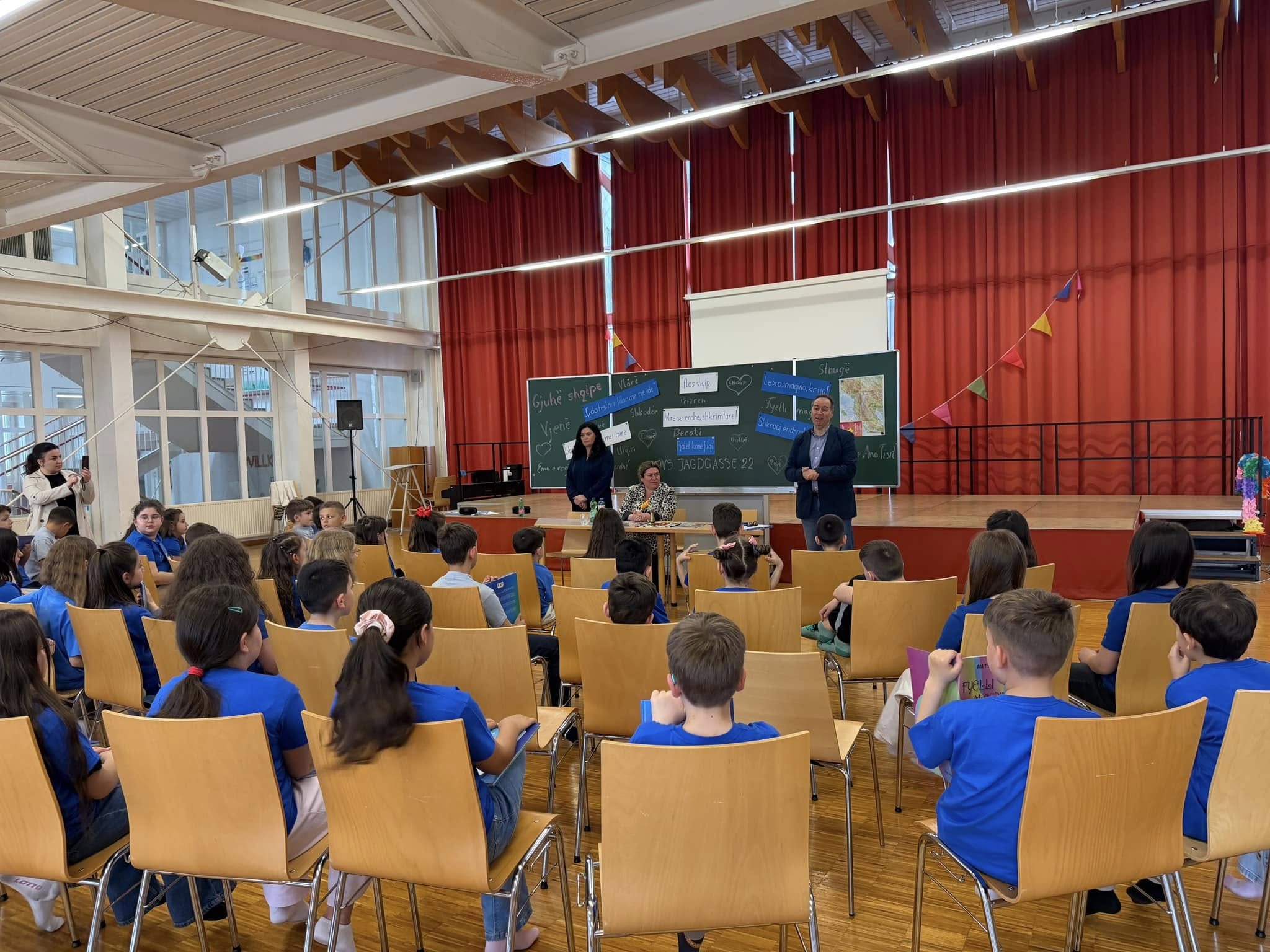 Vjenë  Organizohet takim me shkrimtaren për fëmijë  Ana Tisi nga Tirana