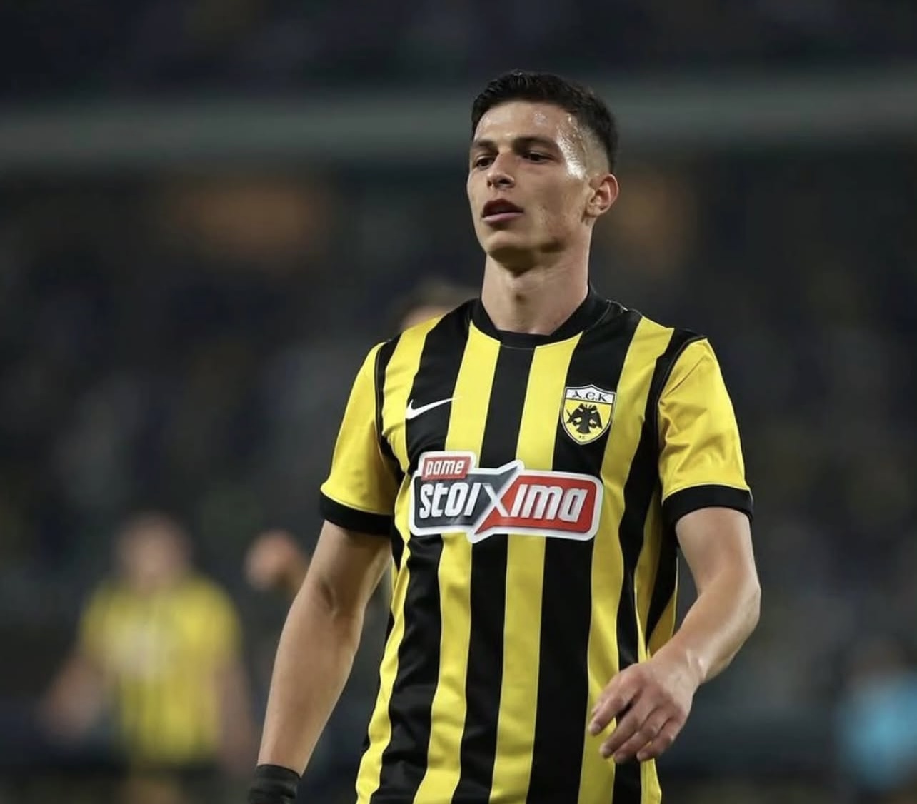 Futbollisti rikthen mbiemrin shqiptar dhe zgjedh të luajë për Kombëtaren e Shqipërisë