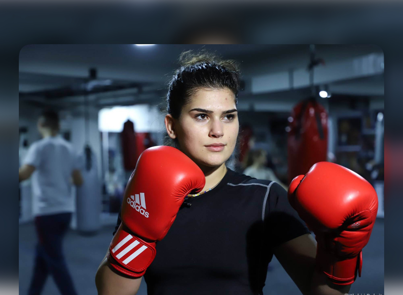 Donjeta Sadiku sot në ring për medalje në Kupën Botërore të Boksit