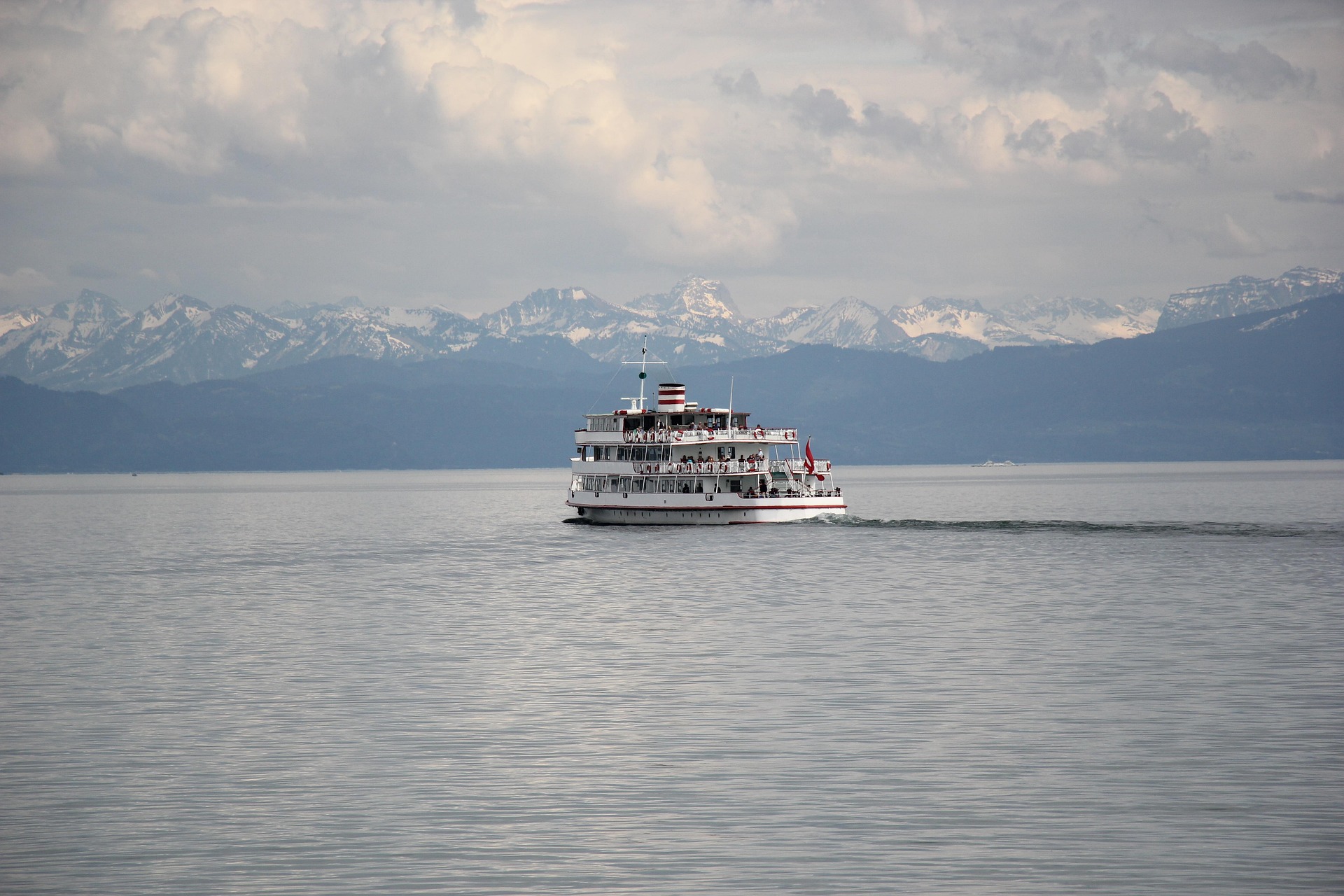 Studiuesit zviceranë kanë frikë nga ndikimi i ndryshimeve klimatike në Liqenin e Konstancës