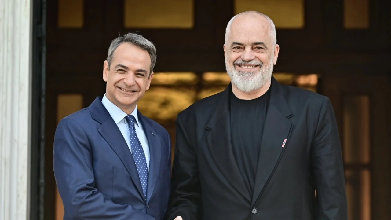 Takimi i kryeministrave  Rama i bindur se do të kapërcejnë çështjet e bartura Shqipëri   Greqi