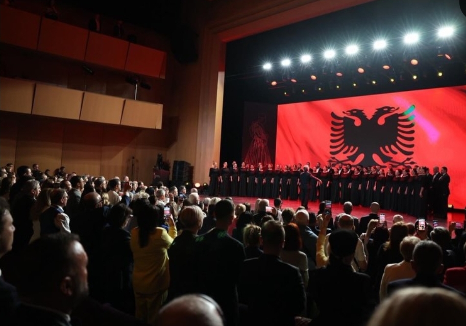 Tirana bëhet kryeqendra e diasporës shqiptare  nis Samiti i 4 t me pjesëmarrje të gjerë