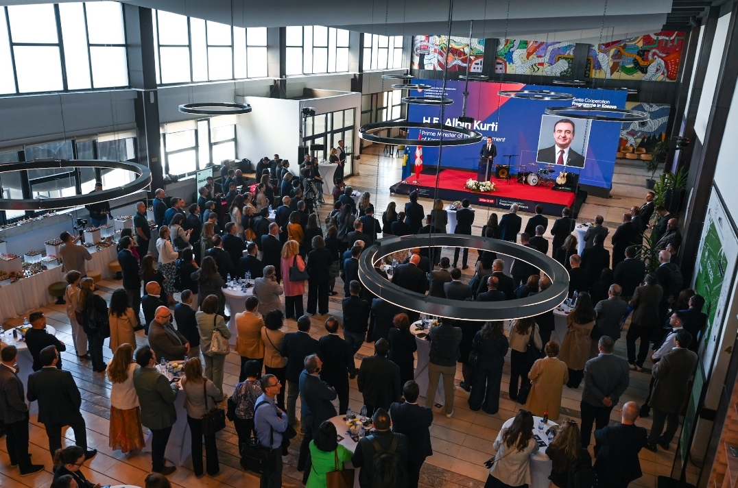 Zvicra ndan rreth 70 milionë euro për Kosovën  Kurti  Partneritet me histori të thellë dhe të ardhme të ndritur