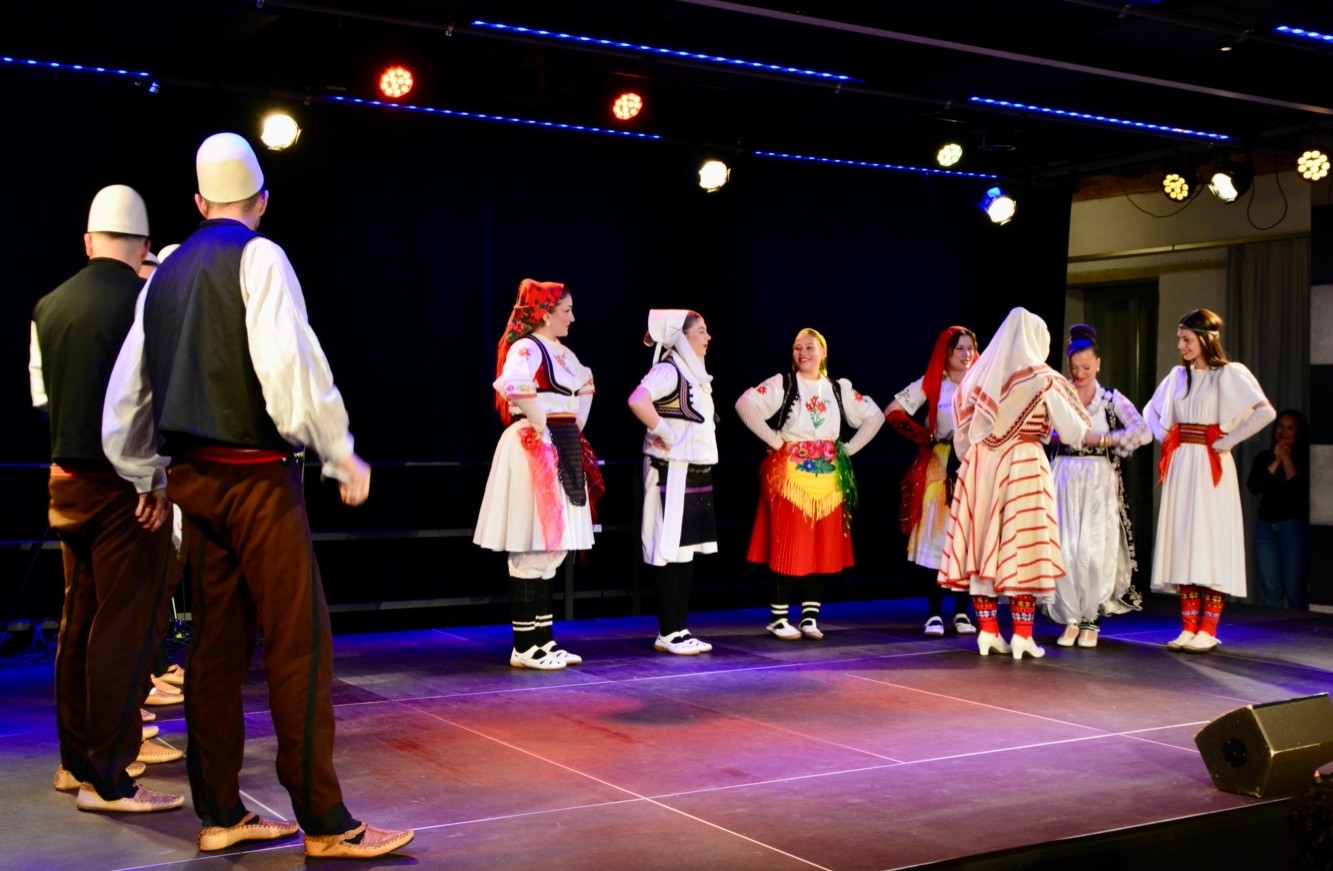 DITA E DIVERSITETIT  SJELL KULTURËN SHQIPTARE NË WINTERTHUR 