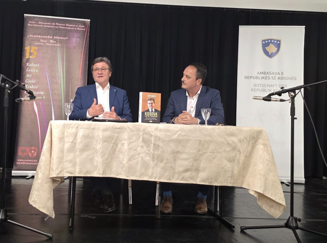 Libri  Kosova  Lufta e heshtur  promovohet edhe në Vjenë