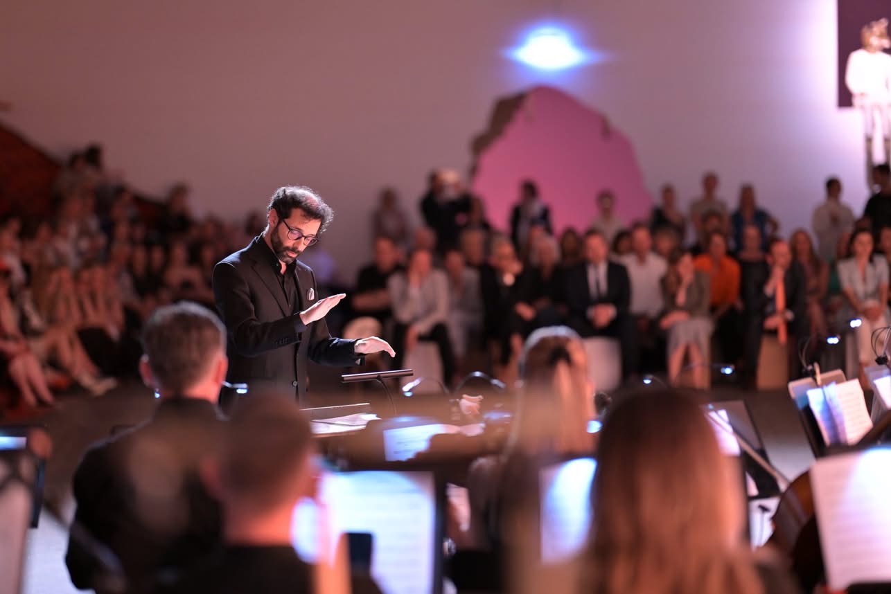 Opera "Syrigana" kthehet në Berlin nën ombrellën e ekspozitës së Petrit Halilajt
