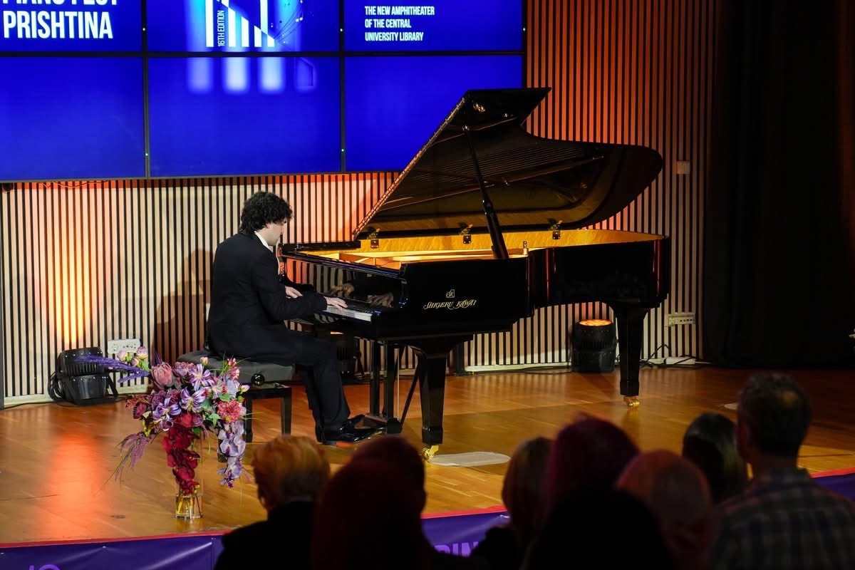 Pianisti francez Ingmar Lazar mahnit publikun në Chopin Piano Fest Prishtina