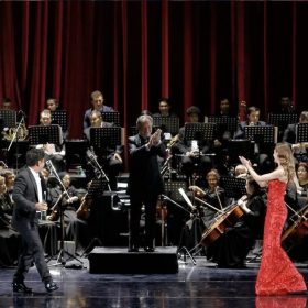 Sopranoja Alisa shkëlqen në festivalin ndërkombëtar të operës në Uzbekistan