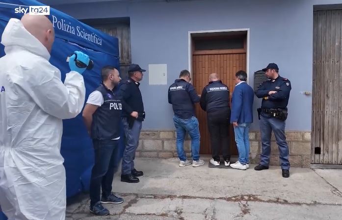 Itali  Makina përplaset me turmën  7 të plagosur