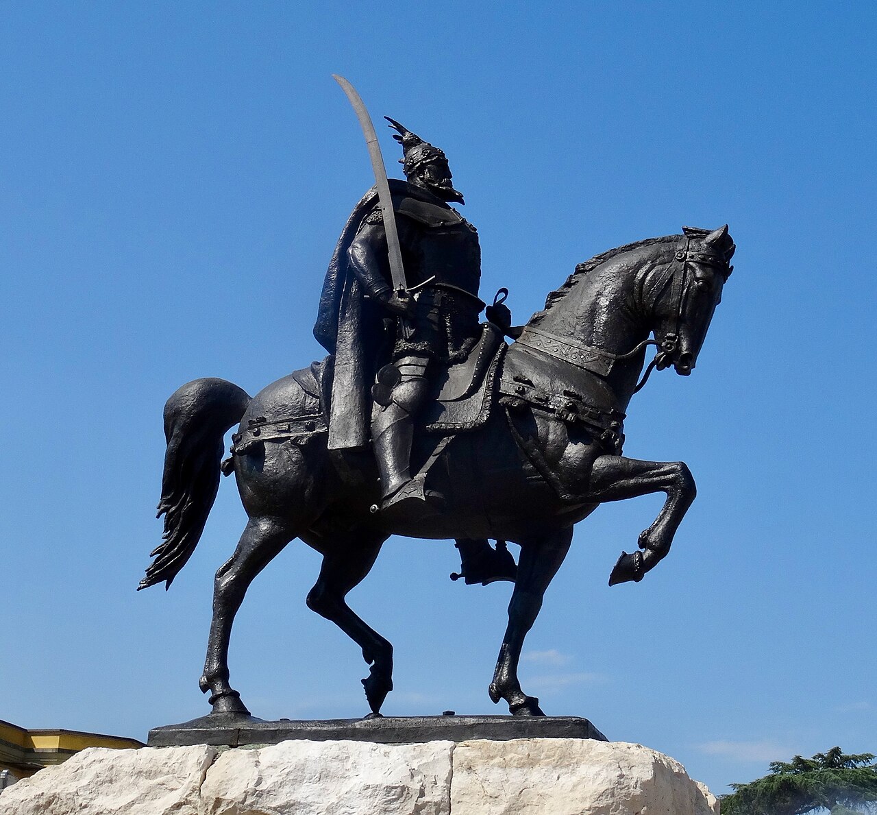 6 Maji  ditëlindja e Gjergj Kastriotit Skënderbeu dhe e një epoke të historisë shqiptare