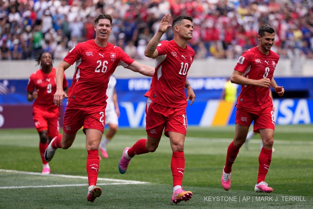 Granit Xhaka i Zvicrës: "Vazhdoni të ëndërroni, por punoni për ëndrrat tuaja kundër Argjentinës"
