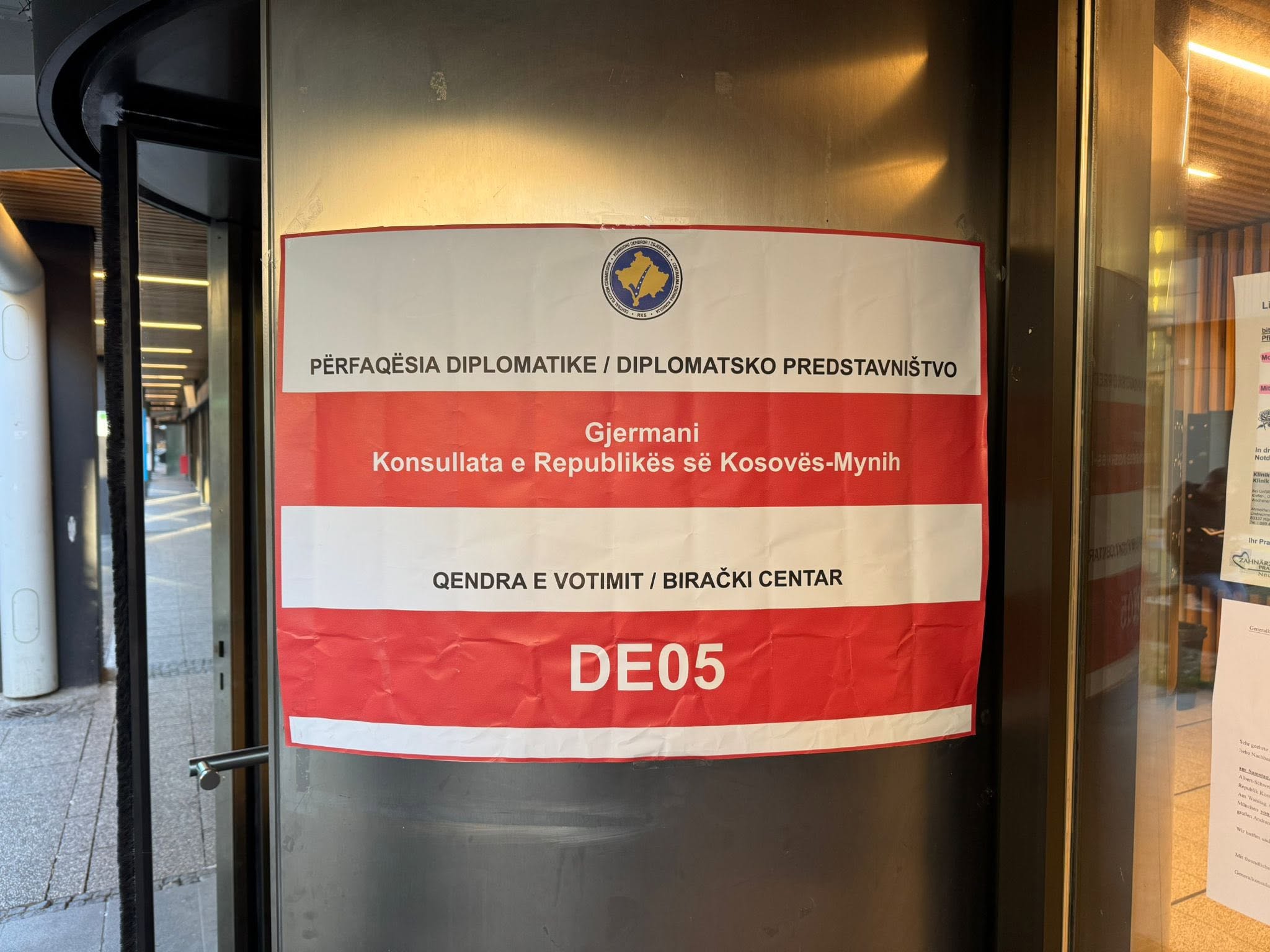 Edhe pak minuta votohet në Konsullatën e Përgjithshme të Kosovës në Mynih