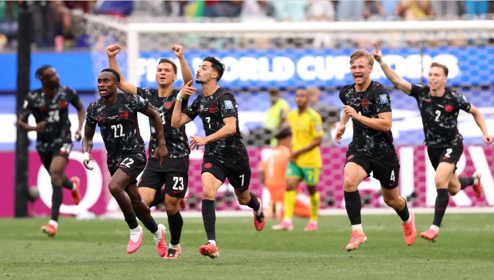 Kanadaja fiton ndaj Afrikës së Jugut  Kualifikohet në 1 8 e finales