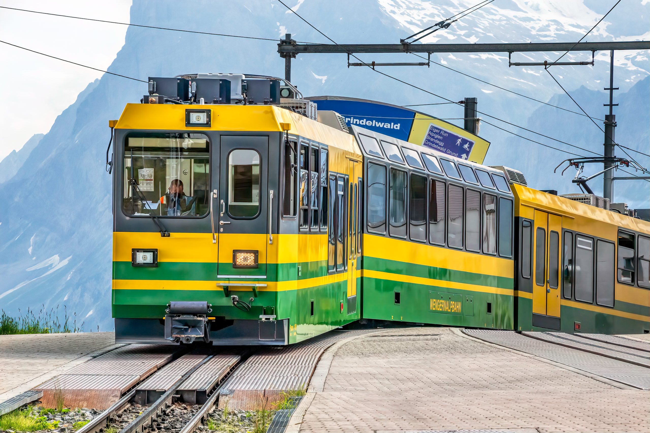 Trenat e rinj të natës lidhin Cyrihun me Vjenën