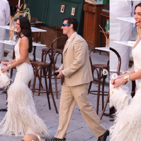Dua Lipa dhe Callum Turner kurorëzojnë dashurinë me një dasmë përrallore në Palermo
