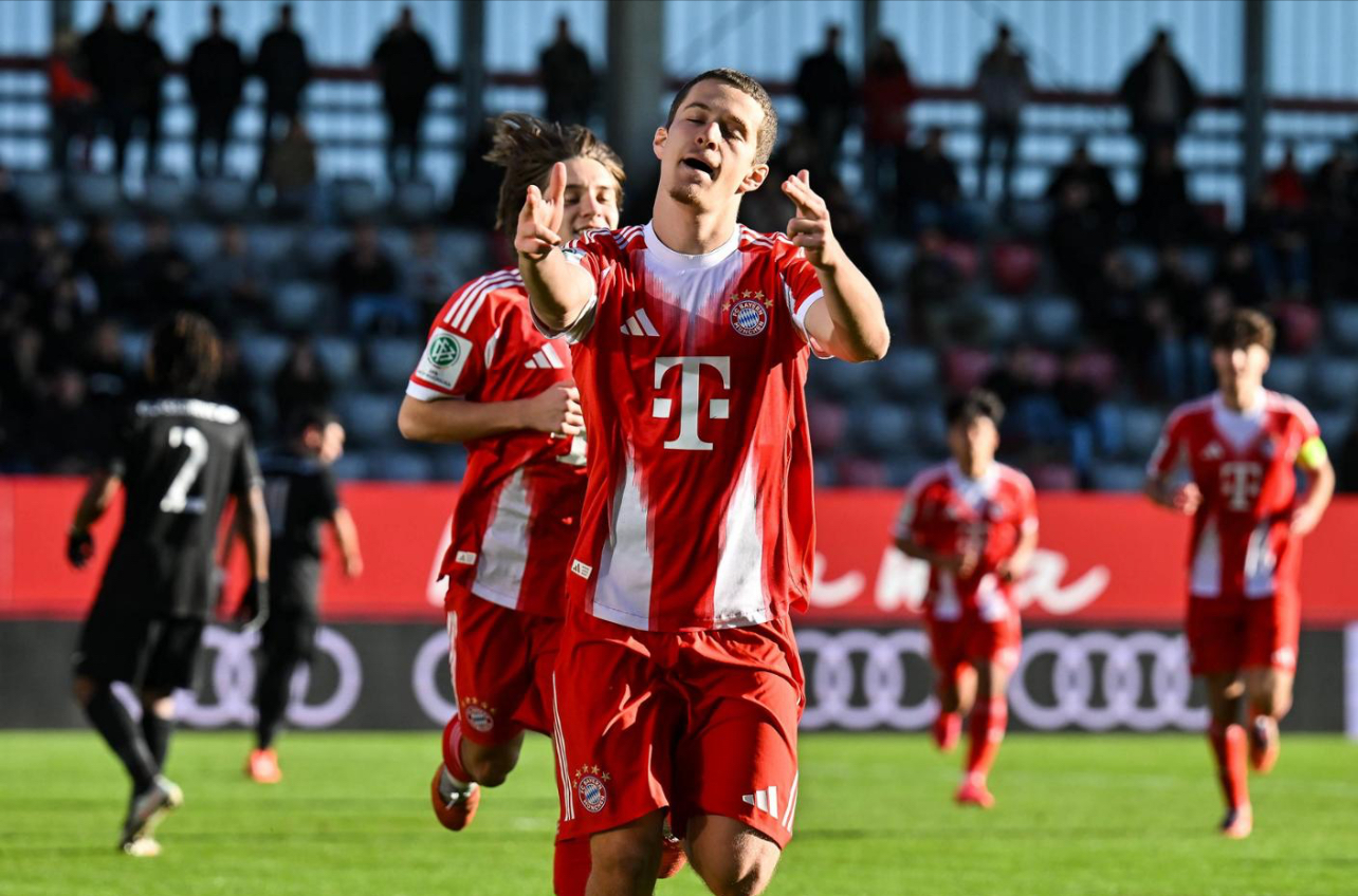 Yll Gashi rinovon kontratën me Bayern Munich deri në 2028
