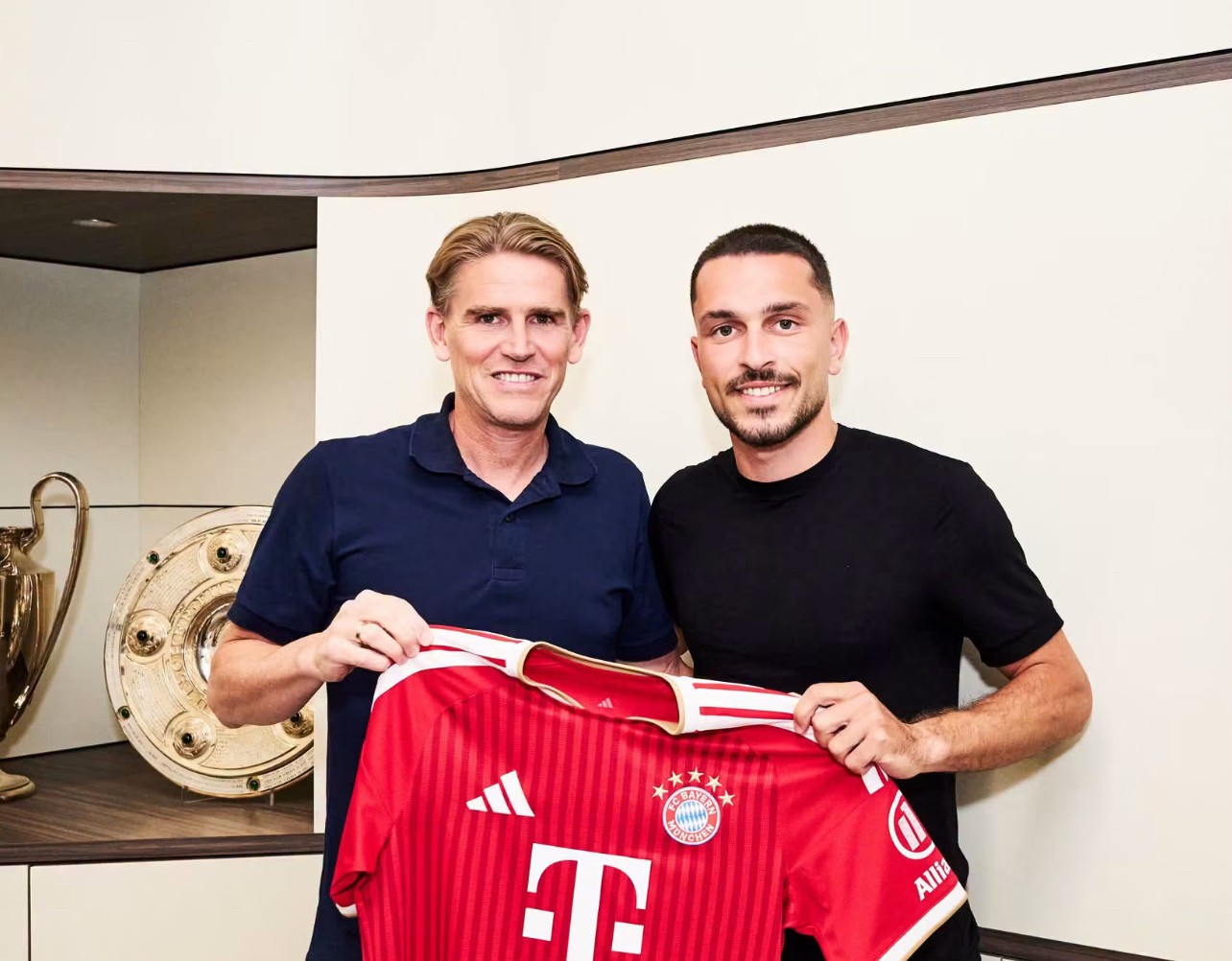 Arijon Ibrahimoviq promovuar në ekipin e parë të Bayern Munich – Kontratë deri 2028
