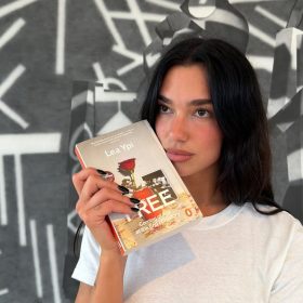 Dua Lipa përzgjedh librin “Free” të Lea Ypit për klubin e saj të leximit