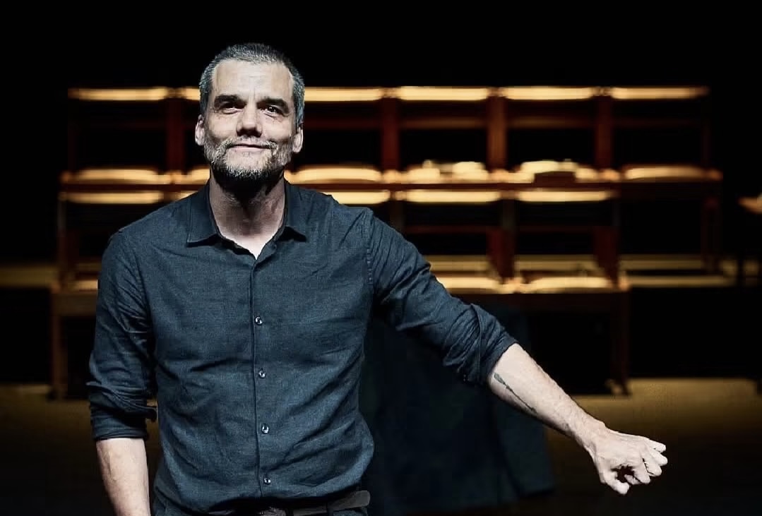 Isah Mustafa merr pjesë në Festivalin prestigjioz të Avignon it në Francë