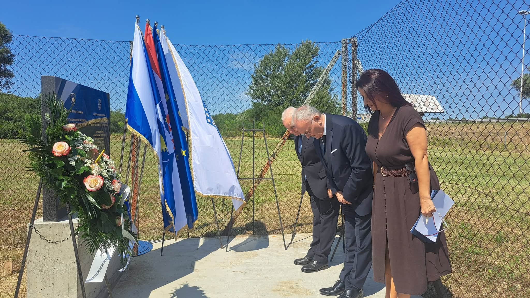 Në Kroaci zbulohet pllaka përkujtimore për 10 viktimat e aksidentit tragjik të vitit 2021