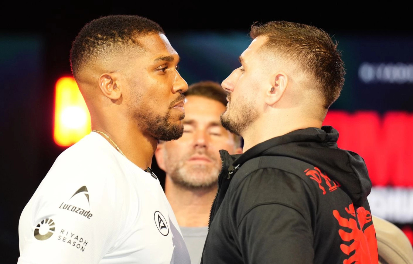 Pak orë para duelit me Anthony Joshuan  Kristian Prenga  Do t ju bëj krenarë